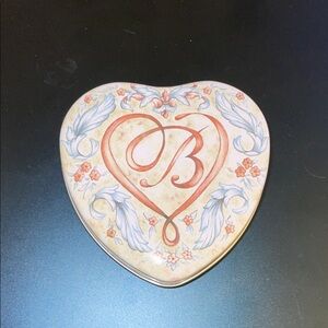 Brighton Vintage Heart Tin